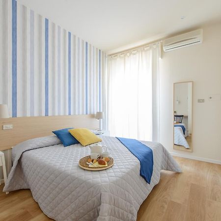 Hotel Esplanade Rimini Luaran gambar