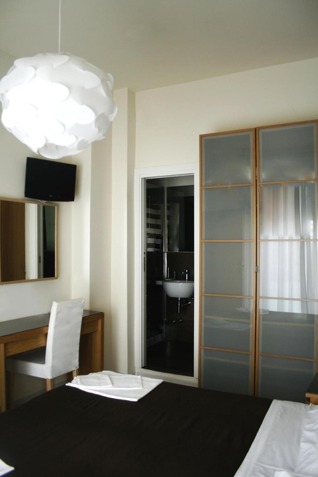 Hotel Esplanade Rimini Luaran gambar