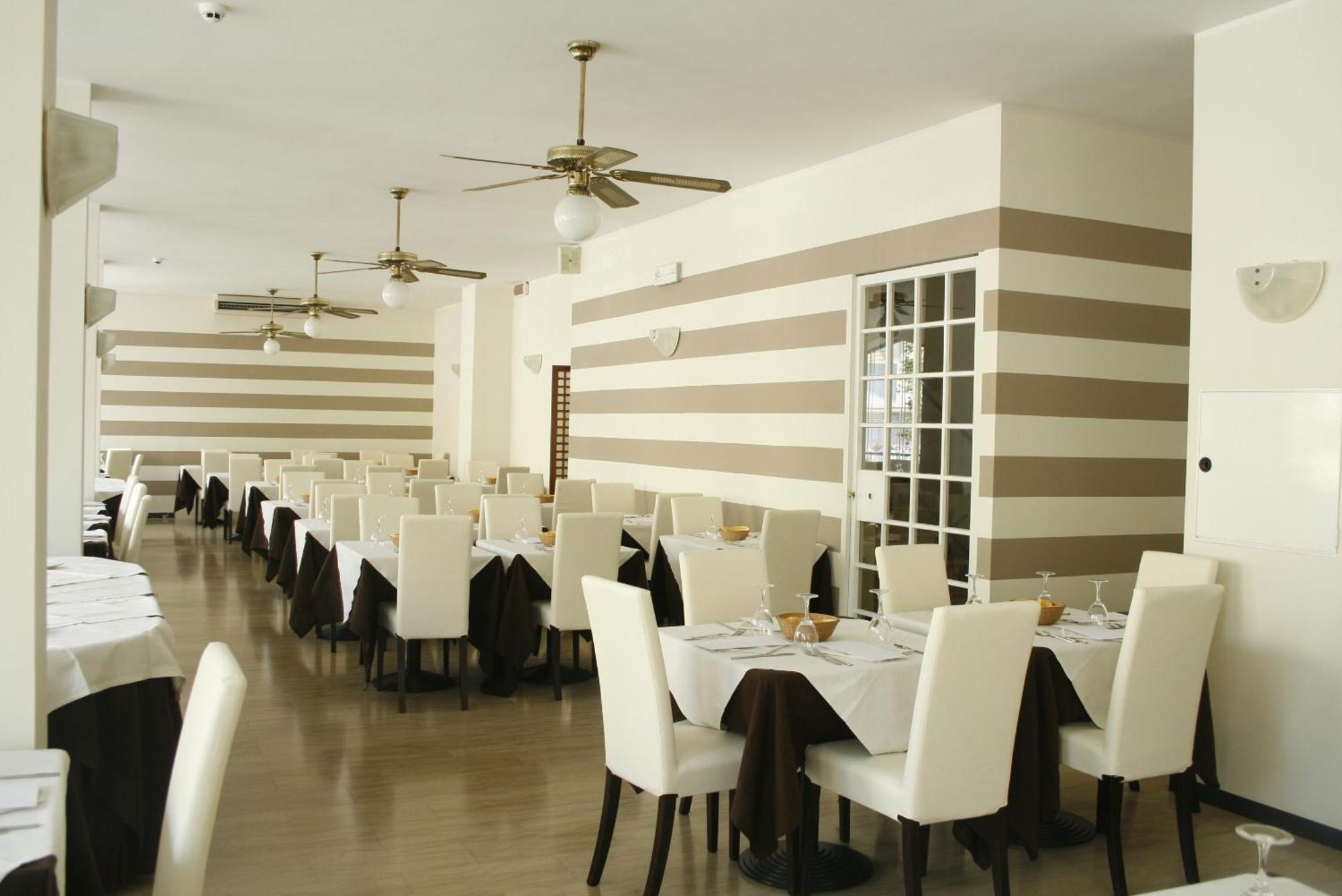 Hotel Esplanade Rimini Luaran gambar